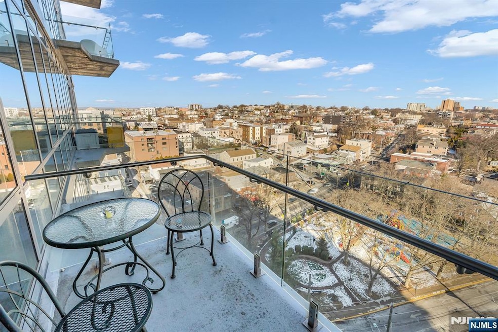 320 Adolphus Ave unit 1204, Cliffside Park, NJ 07010 - photo 1