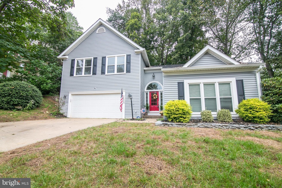 4694 Fishermans Cove, Dumfries, VA 22025 - photo 1