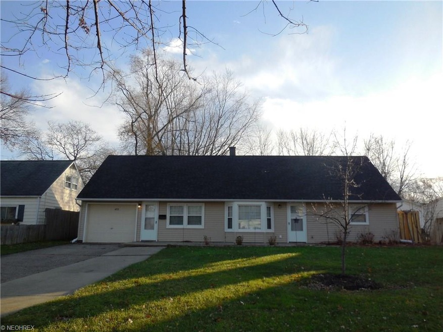 4870 Elmwood Dr, Sheffield Lake, OH 44054 - photo 1