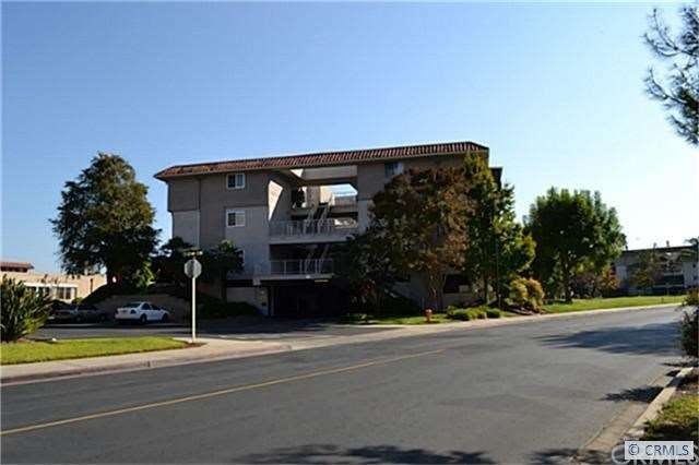 Building with elevator entry from parking garage