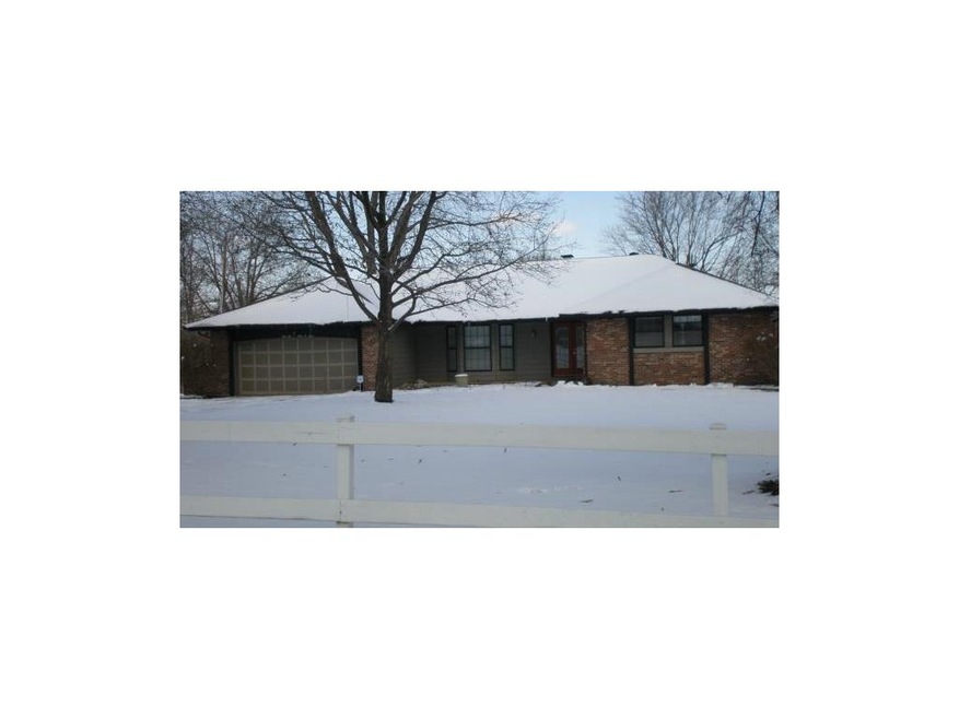 Ranch Living on Acreage!