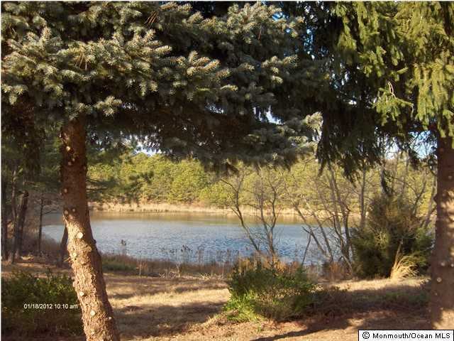 156 Castleton Dr, Toms River, NJ 08757 - photo 1