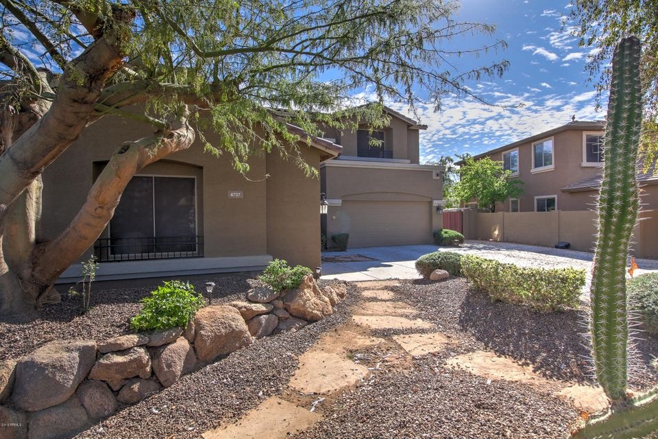 4737 E Firestone Dr-3