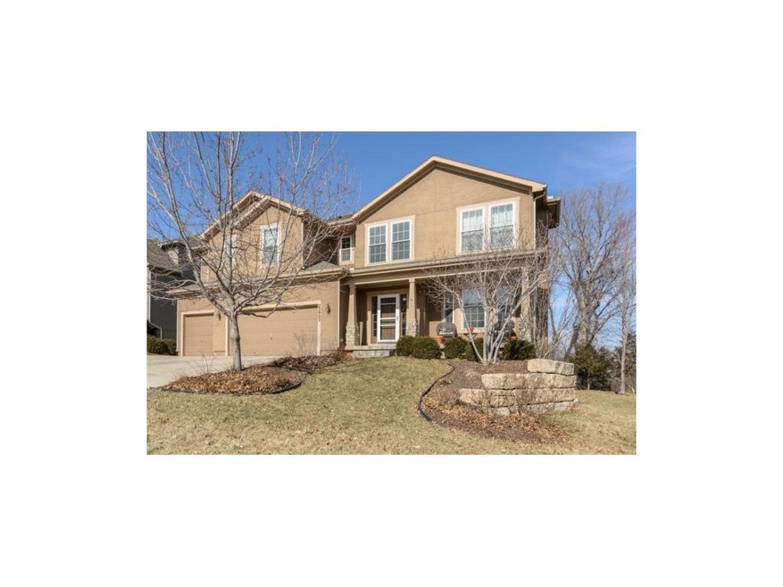 Gorgeous lot, south facing driveway.