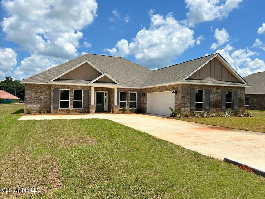 133 Firefly Dr, Lucedale, MS 39452 - photo 1
