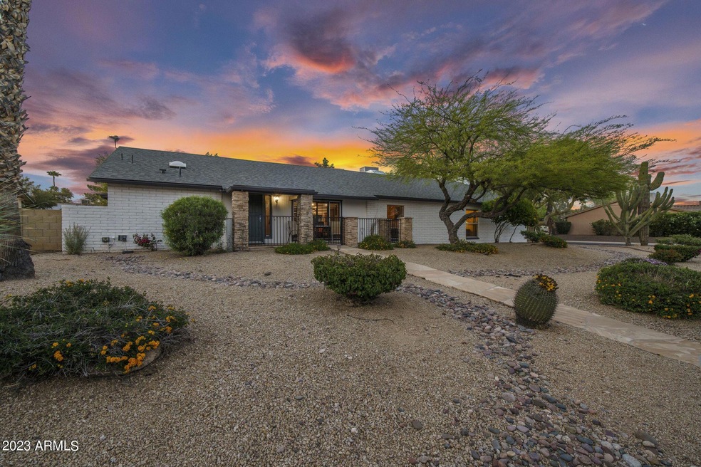 40-web-or-mls-HUB06895