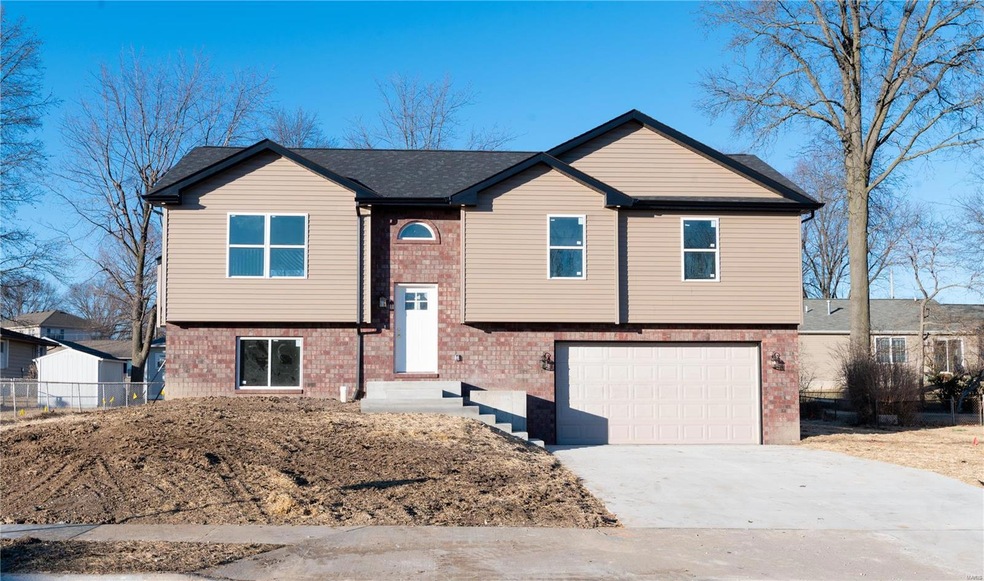 6308 W Main St, Maryville, IL 62062 - photo 1