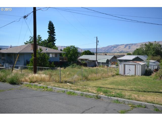 0 E 13th St unit 17090562, the Dalles, OR 97058 - photo 1