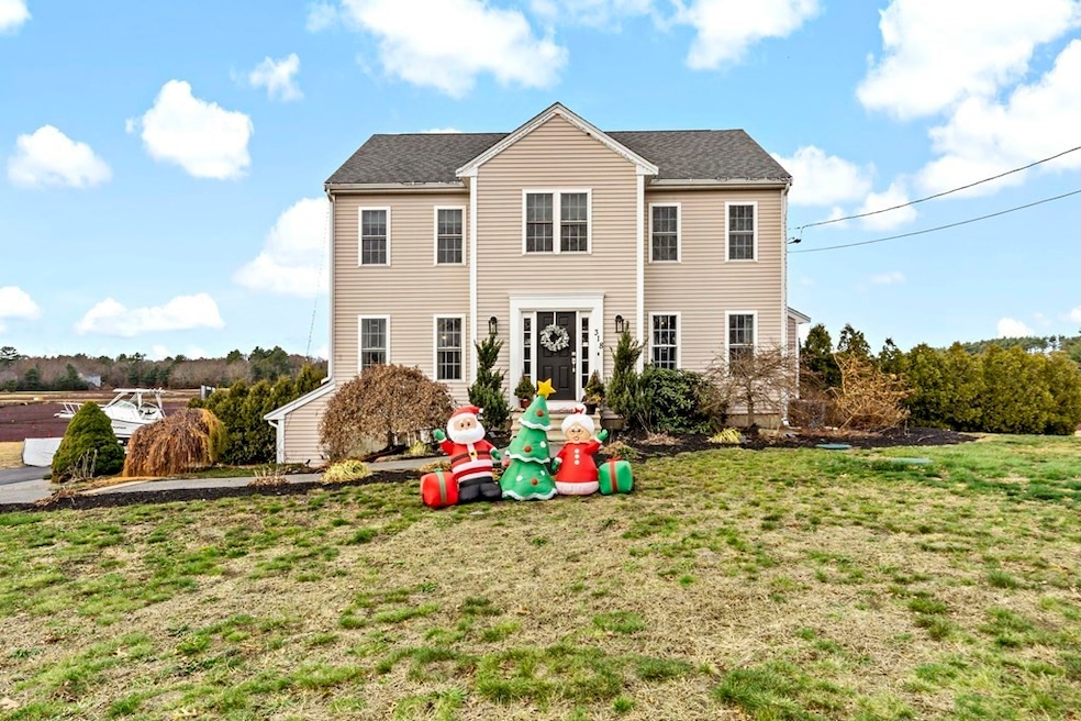 318 Purchase St, Middleboro, MA 02346 - photo 1