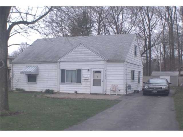 4952 Dimson Dr N, Columbus, OH 43213 - photo 1