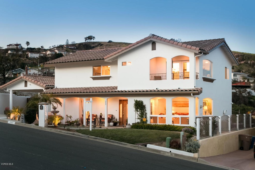 562 Valley View Way-001-38-Twilight Exte