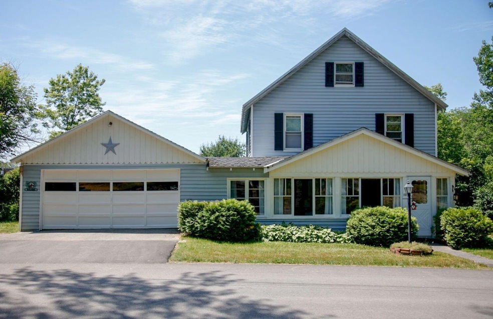 13 Mitchell St, Skowhegan, ME 04976 - photo 1