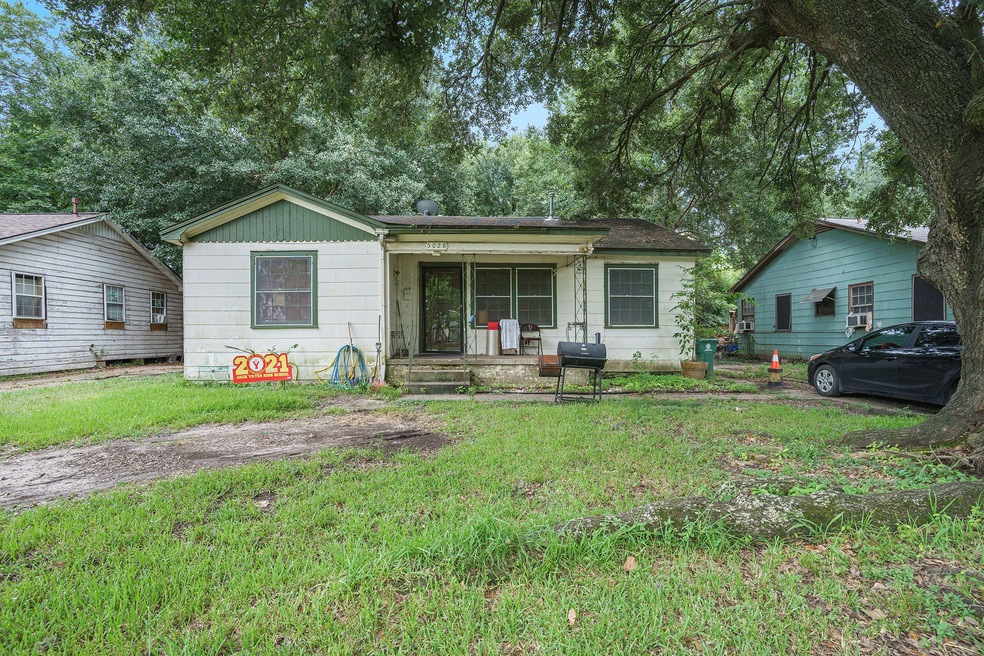 5028 Winnetka St, Houston, TX 77021 - photo 1