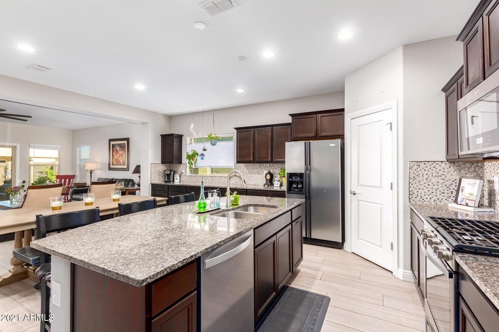 Kitchen 1