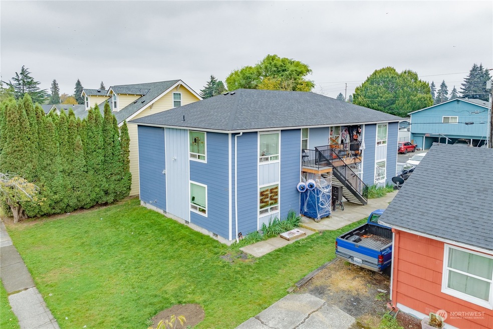 3149 Dover St, Longview, WA 98632 - photo 1