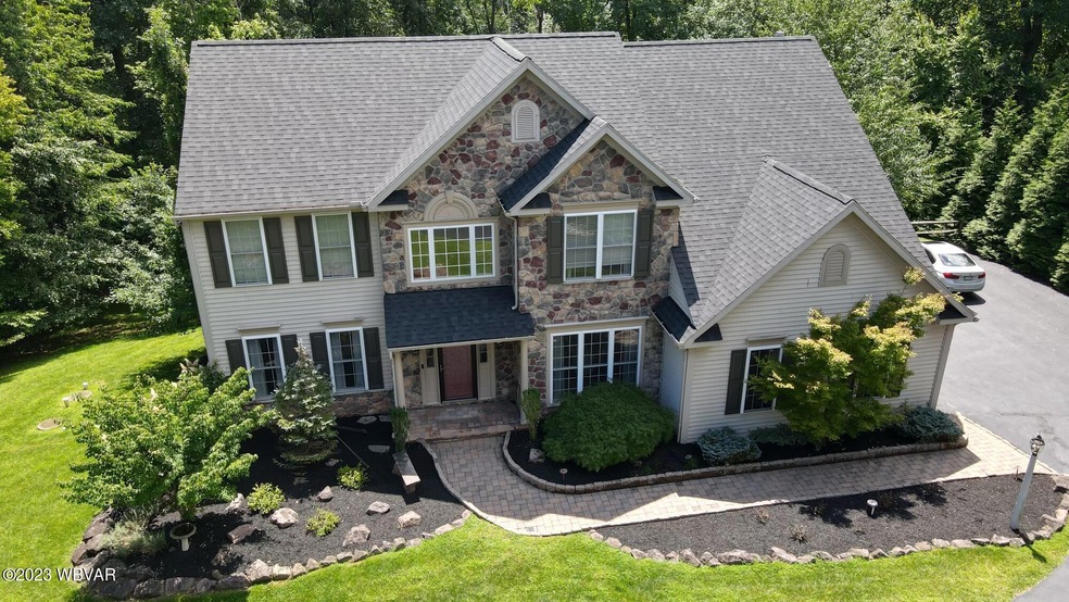 114 Overlook Rd, Morgantown, PA 19543 - photo 1