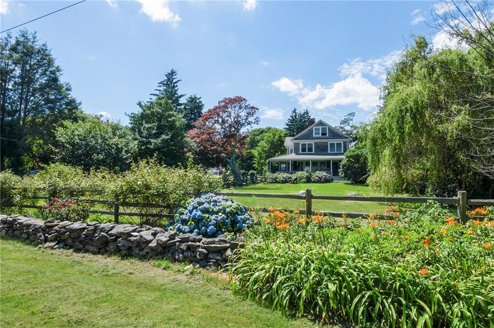 75 Willett Rd, Saunderstown, RI 02874 - photo 1