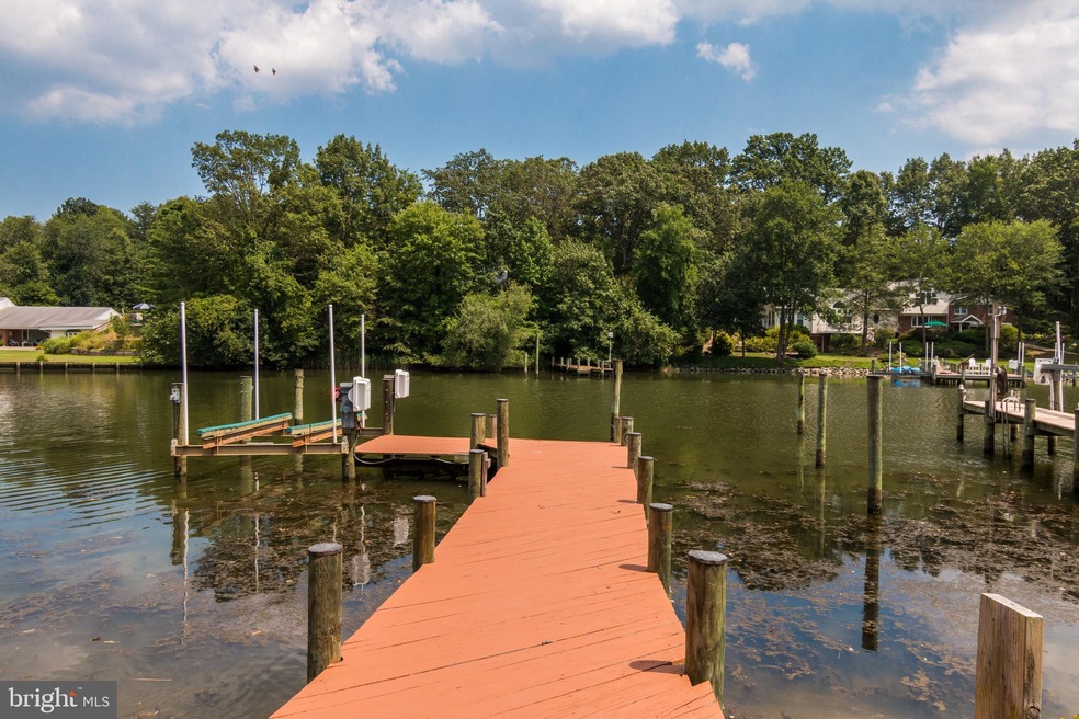 1222 Hillcreek Rd, Pasadena, MD 21122 - photo 1