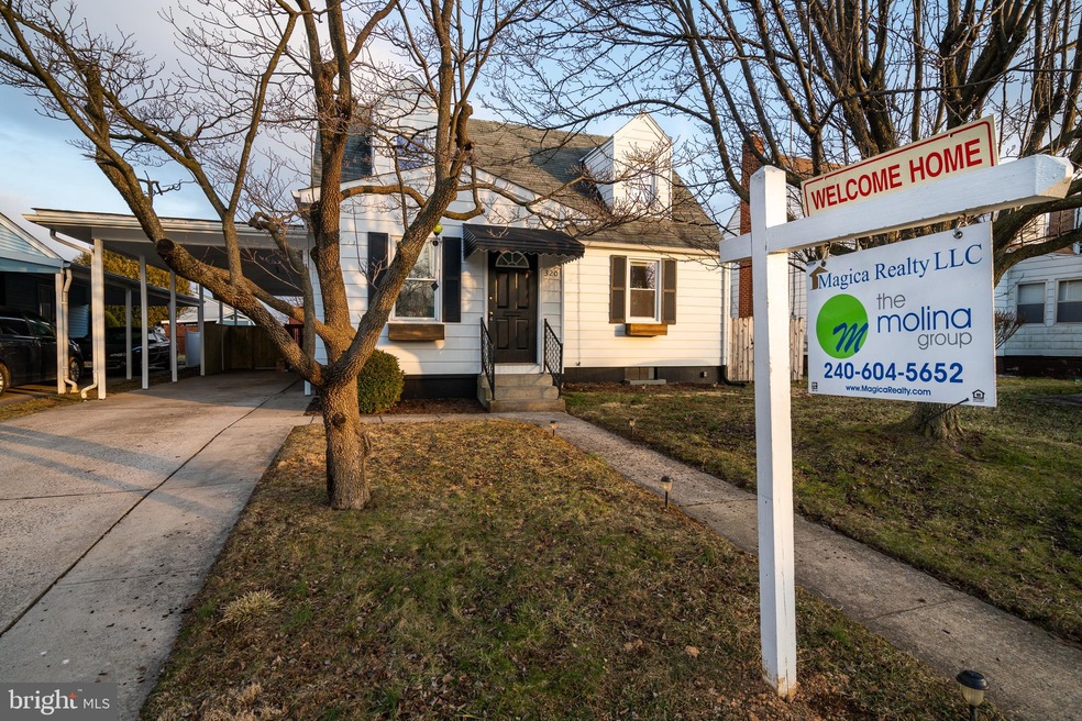 320 Willow Ave, Frederick, MD 21701 - photo 1