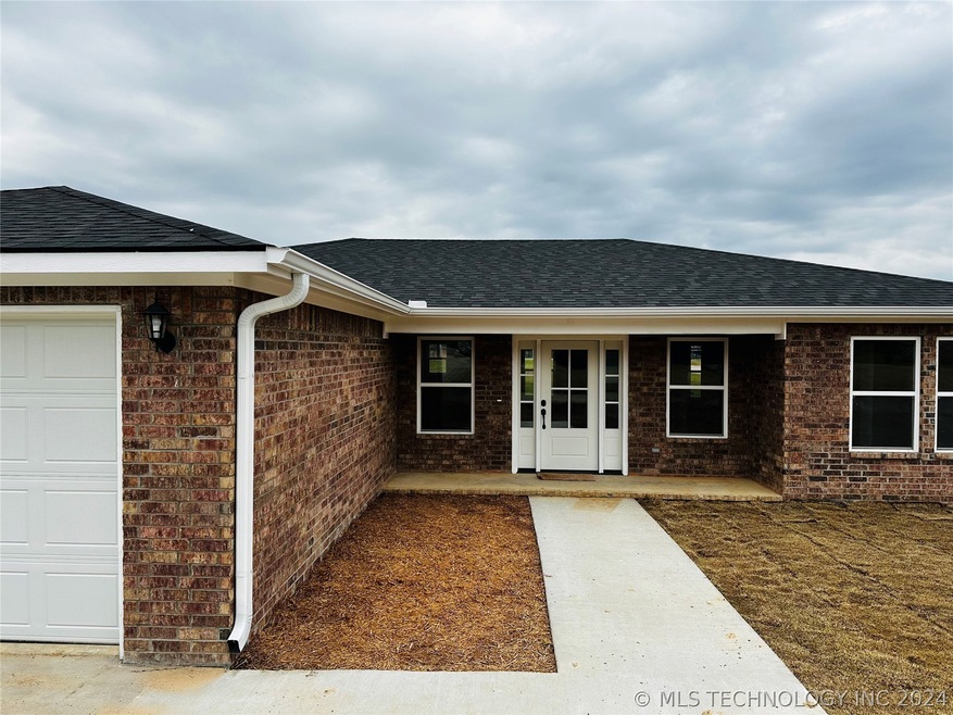 701 SW 11th St, Muldrow, OK 74948 - photo 1