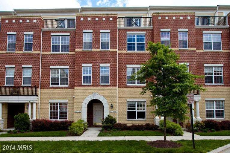 42599 Hollyhock Terrace unit NONE, Brambleton, VA 20148 - photo 1