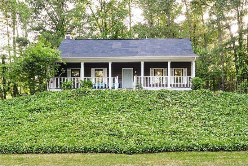 Delightful 3 bedroom, 2 bathroom home features abu