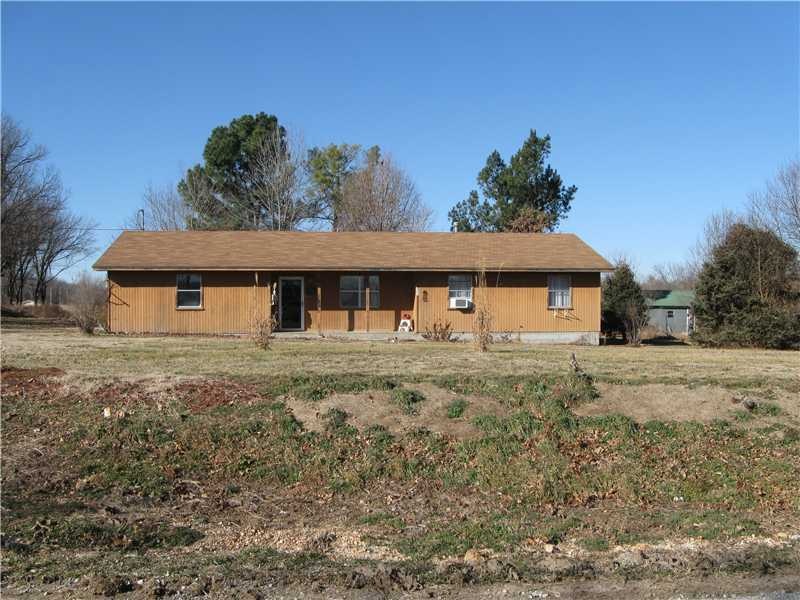 1423 Brush Creek Rd, Springdale, AR 72762 - photo 1