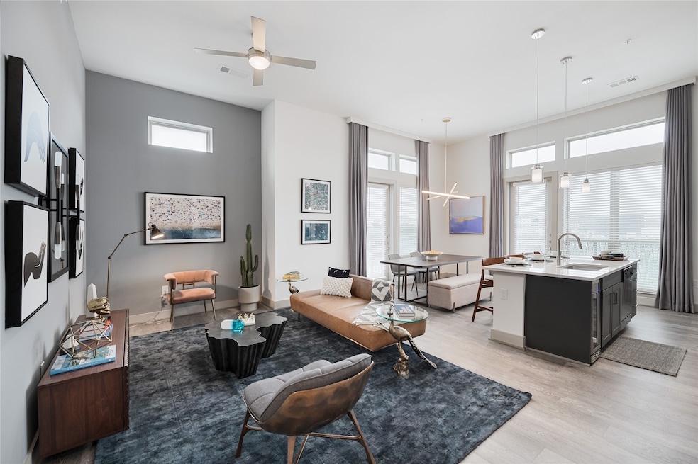 Photo of similar plan with 12 foot ceilings which