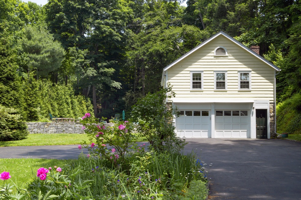 323 Riversville Rd, Greenwich, CT 06831 - photo 1