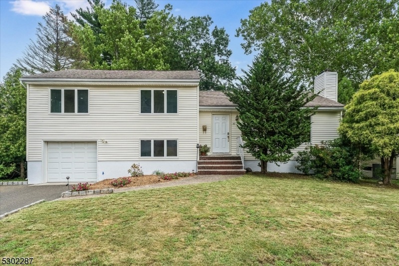 10 Greydanus Place unit 1X, Fair Lawn, NJ 07410 - photo 1