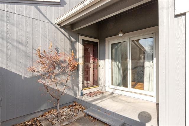 Townhome entrance and front porch