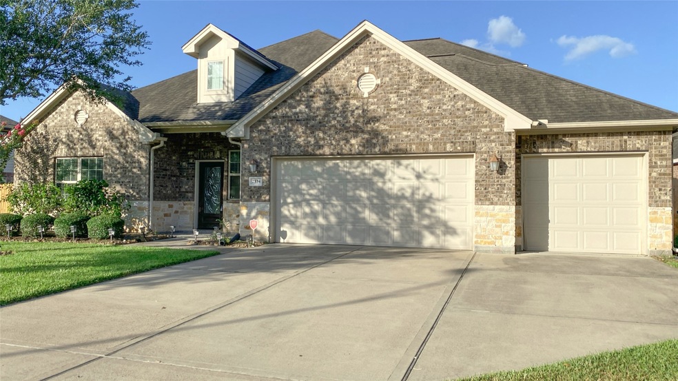 2334 Crescent Water, Rosenberg, TX 77471 - photo 1