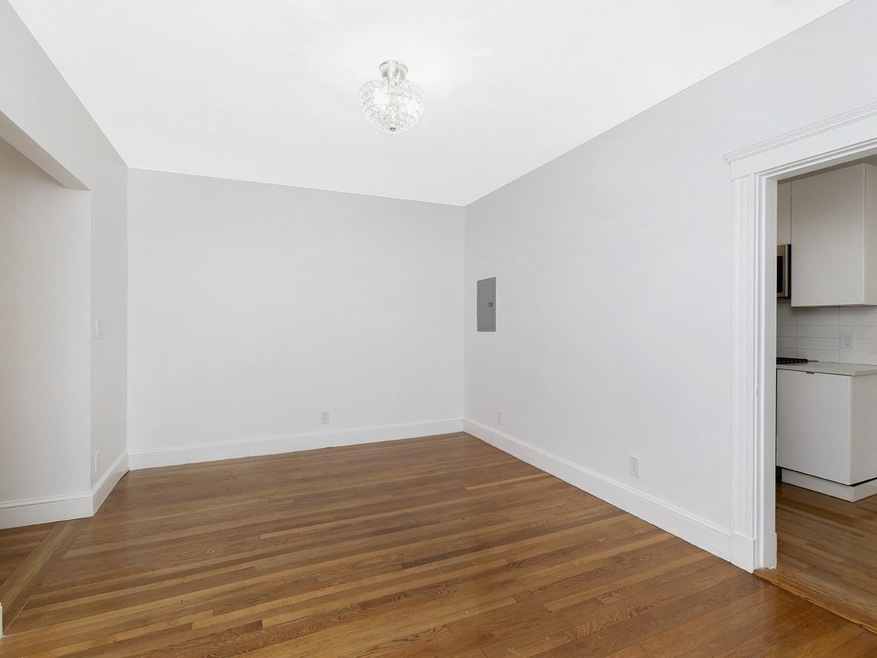 40 Linnaean St unit 7, Cambridge, MA 02138 - photo 1