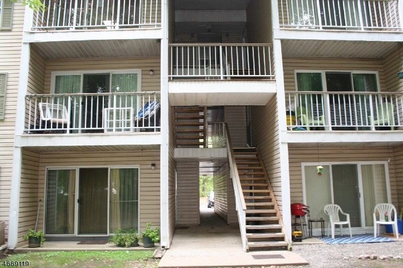 44 Aspen Ct unit 17C3, Trenton, NJ 08619 - photo 1