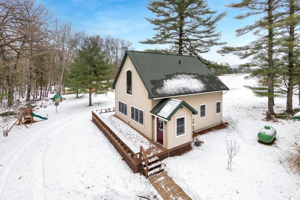 N3156 River Dr, Wallace, MI 49893 - photo 1