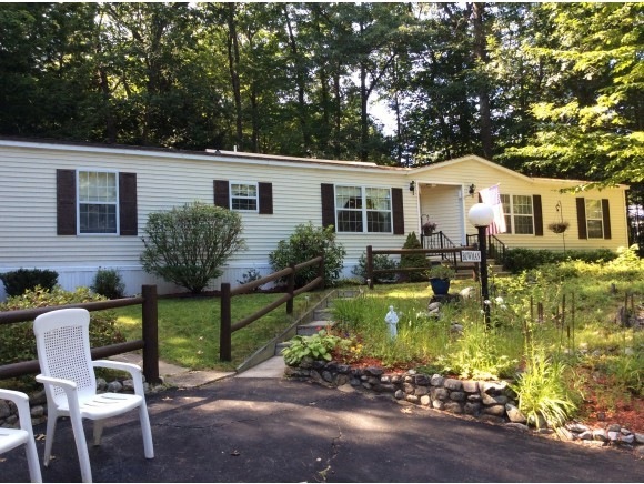 9 Cumberland Rd, Wolfeboro, NH 03894 - photo 1