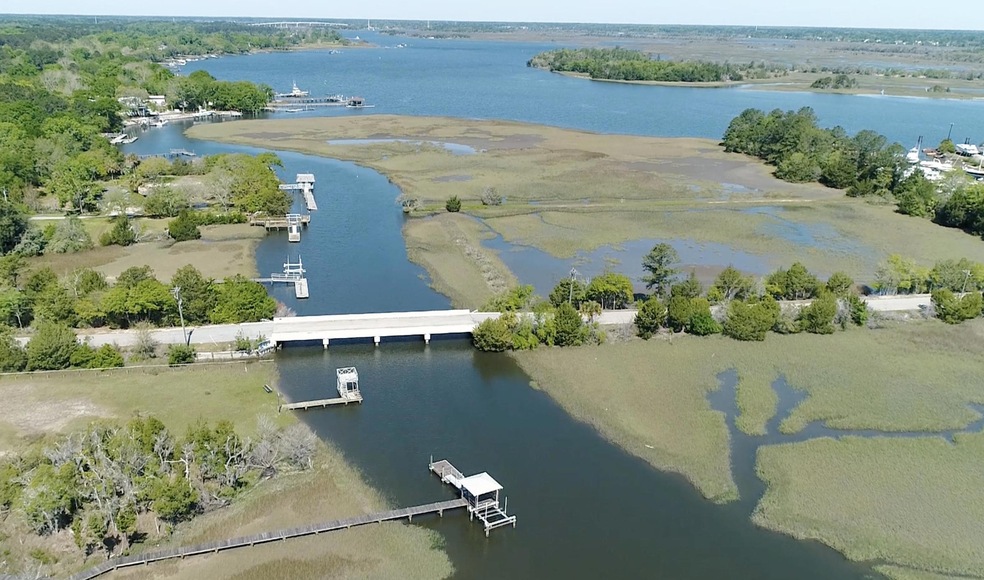 Aerial Waterway/Dock