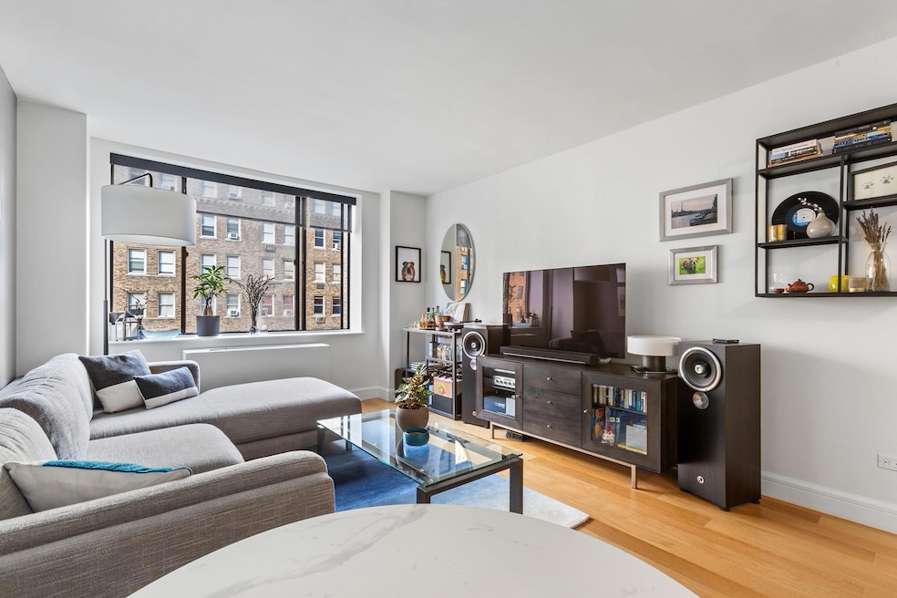 Sold $885,000 • Co-Listing Agent