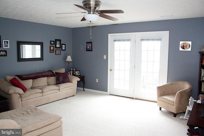 205 Hailey Ln unit I12, Strasburg, VA 22657 - photo 1