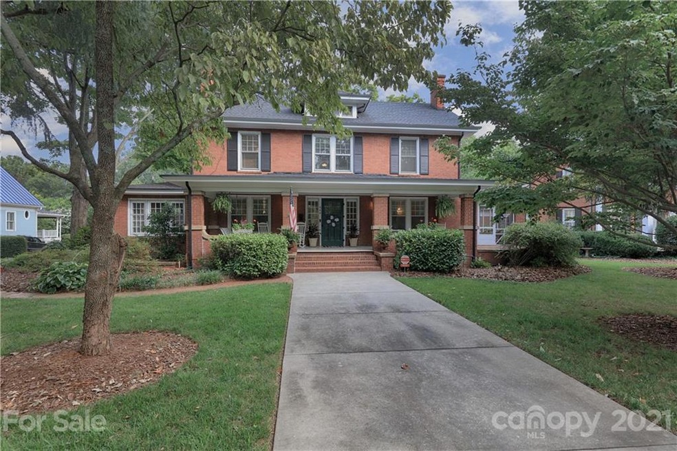 444 W End Ave, Statesville, NC 28677 - photo 1