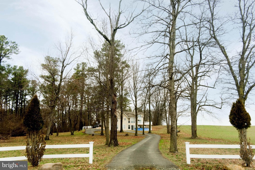 520 Morgnec Rd, Chestertown, MD 21620 - photo 1