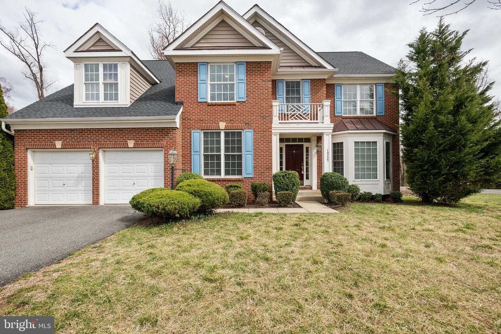 19237 Potomac Crest Dr, Triangle, VA 22172 - photo 1