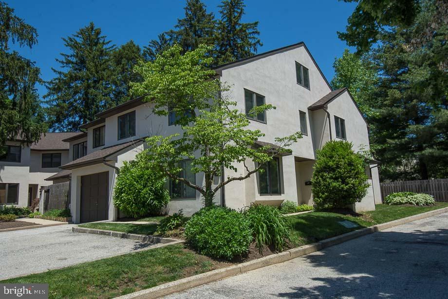 138 Montrose Ave unit 6, Bryn Mawr, PA 19010 - photo 1