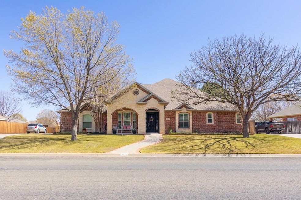 4834 N Bentwood Dr, San Angelo, TX 76904 - photo 1