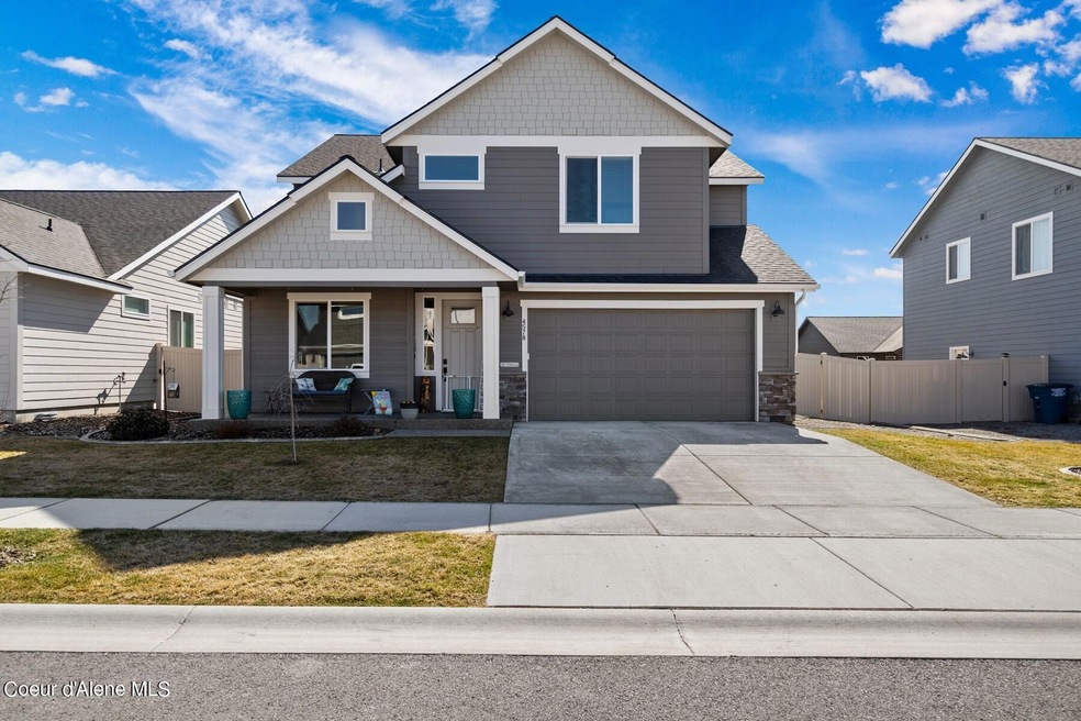 4578 E Corsac Fox Ave