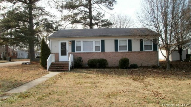 2003 F St, West Point, VA 23181 - photo 1