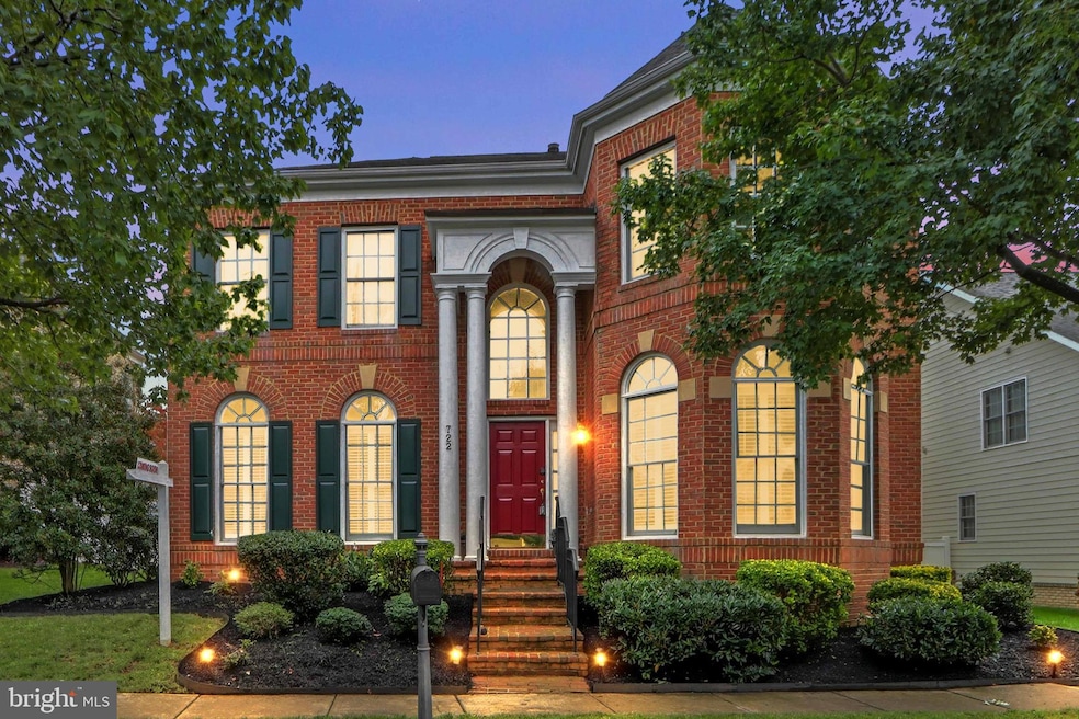 For Sale $824,999 • Co-Listing Agent