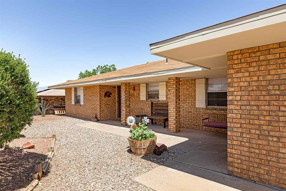 3003 Sunland Dr, Alamogordo, NM 88310 - photo 1