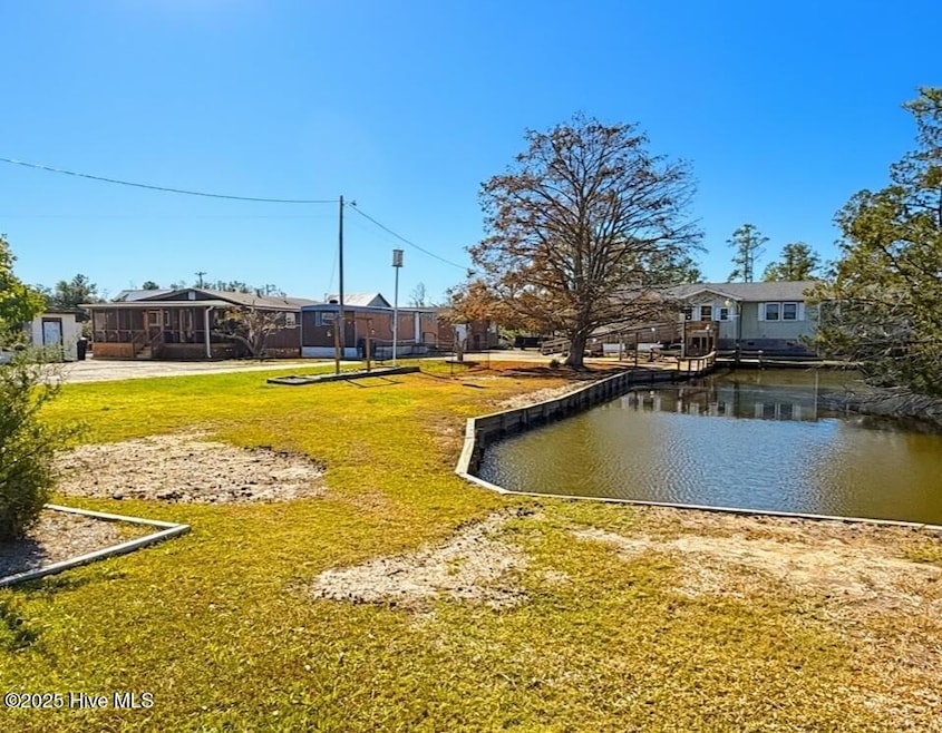 1556 Farrow Fork Rd, Engelhard, NC 27824 - photo 1