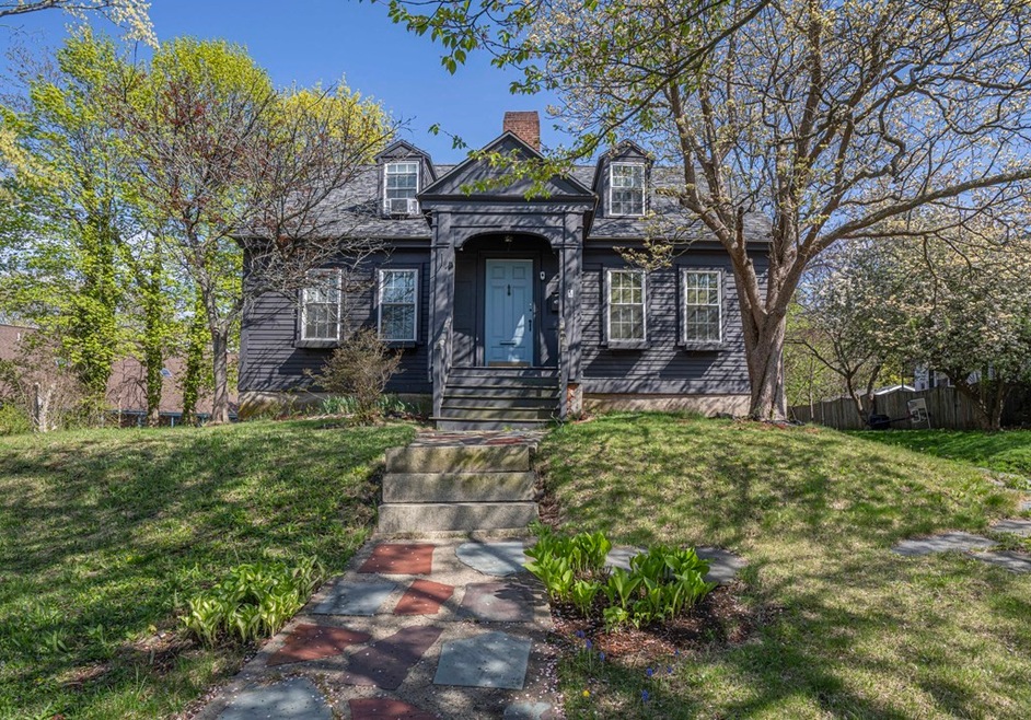 9 Spring St, Taunton, MA 02780 - photo 1